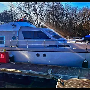 Botel Rhapsody In Blue
