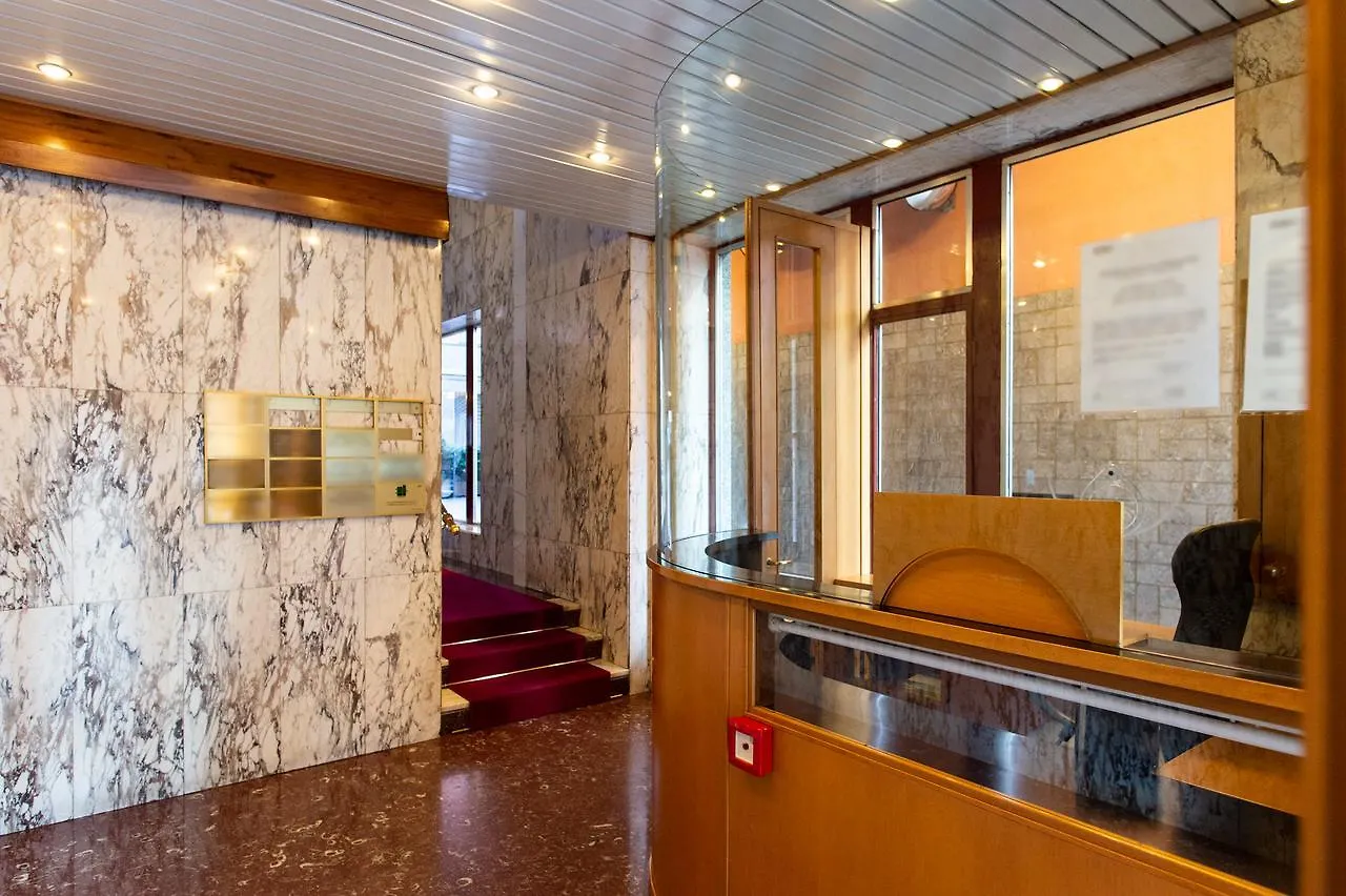 ** Apartment Aparthotel Porta Nuova Milan Italy
